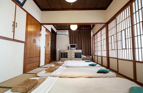 Kabira Casa | カビラハウス Kabira House 窓から見える川平湾まで徒歩1分