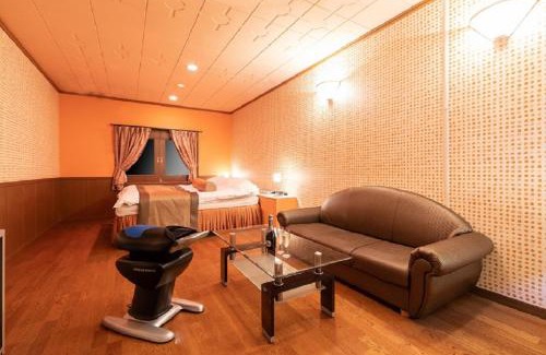 Kani Hotel | プレゼントホテル チャペルガーデン 可児 ー大人専用ー