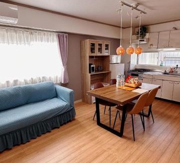 Kashiwa Apartamento | 丸ごと貸切 旅人の家HyggeHouse JR線 常磐線北柏駅徒歩2分 キッチン 調理器具 洗濯機 生活必需品付 高速WiFi 駐車無料 上野駅まで30分