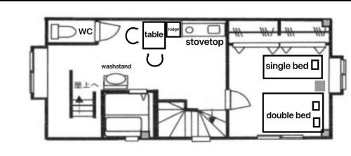 Kameido Apartamento | 亀戸民泊3階ダブルベット1つシングルベッド1つ