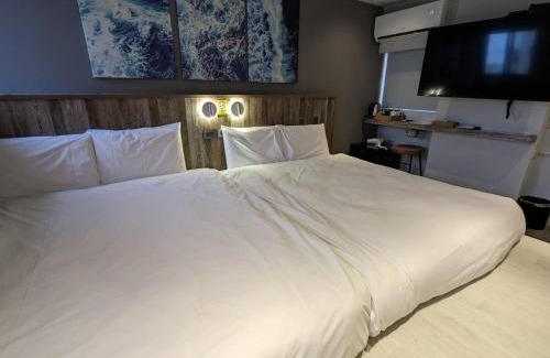 Hualien City Centre Hotel | 亞馨文旅 近東大門夜市 有免費停車場 可自助入住