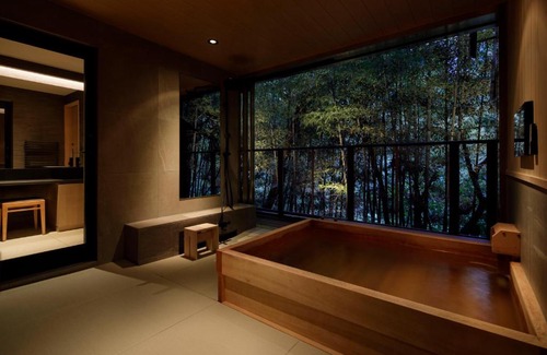 Aizuwakamatsu Hotel | 会津東山温泉 鶴我東山総本山