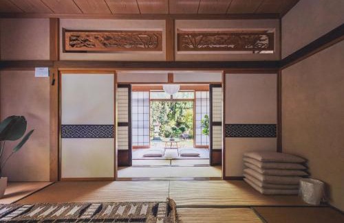 Sado Casa | 佐渡古民家一棟貸切 Active Art Hotel 日本庭園 佐渡アート