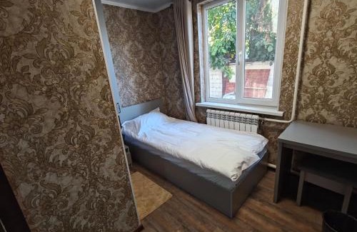 Sverdlov District Cama Y Desayuno | 光哥民宿