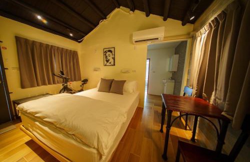 Tongxiao Casa | 內之島旅宿 House