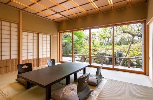 Namegata Hotel | 別邸 翠風荘 慶山