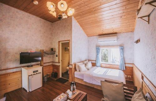 Nanzhuang Cabina | 南庄橄欖樹咖啡民宿 Olive Tree Village Guesthouse