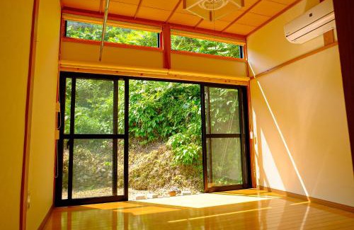 Hata-gun Apartamento | 四万十川まで歩いて行ける 一棟まるっと貸し切りの宿 gu