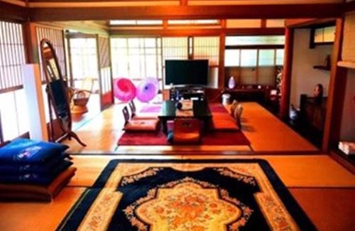 Itoshima Casa | 囲炉裏が楽しめる貸切古民家里や