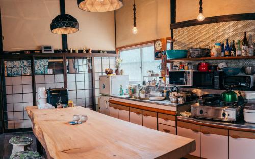 Yoshinogawa Casa | 坂東商店guest room藍染めと宿