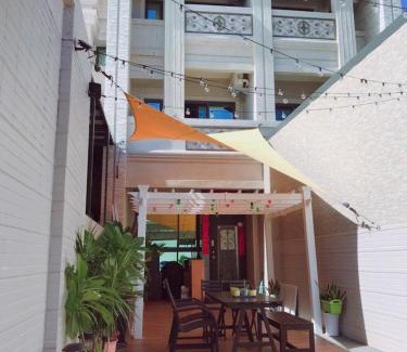 Donggang Casa | 好客行館