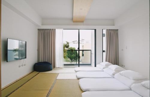 Anping Casa | 安平9n碧木嶼-檜木浴缸蒸氣防-電梯豪宅-停車方便-包棟電動麻將-戲水池-半露天烤肉-8人包棟專案