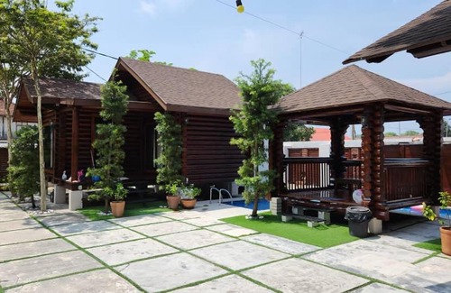 Taman Utama Satu Casa | 巴厘岛风格住宿 Muar Balinese Resort