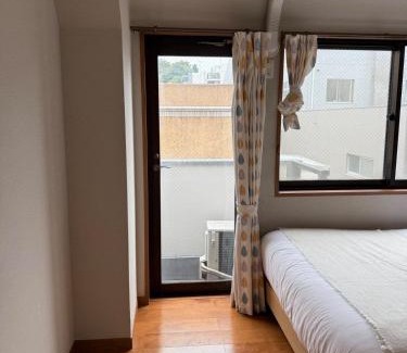 Nishiwaseda Apartamento | 新宿区Shinjuku早稻田大学徒步3分钟 直达日本桥池袋新宿上野 2DK 两室 40平南北通透双阳台 带电梯