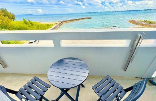 Kin Apartamento | 新築!オーシャンフロント! ビーチ0分! 万座毛15分, JUNGLIA 40分, SOU Resort YAKA