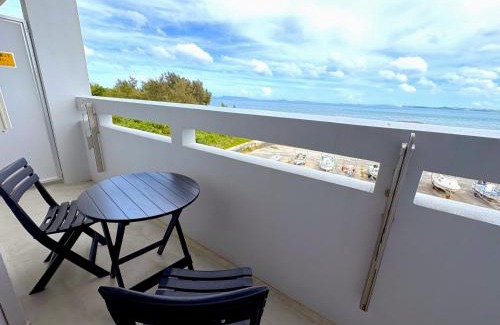 Kin Apartamento | 新築!オーシャンフロント! ビーチ0分! 万座毛15分, JUNGLIA 40分, SOU Resort YAKA