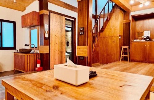 West Central District Chalet De Esquí | 末廣通一館 日式包棟民宿 Suehirodori Japanese Entire Home No1