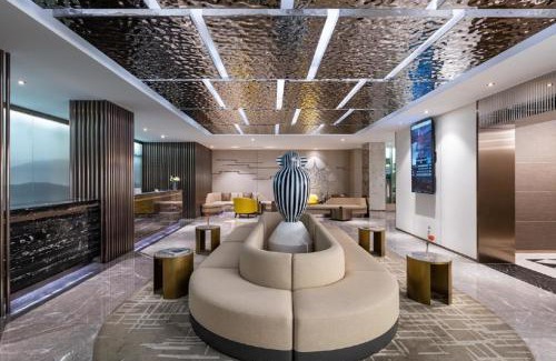 Downtown Hangzhou Hotel | 杭州西湖武林广场银泰桔子水晶酒店