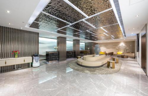 Downtown Hangzhou Hotel | 杭州西湖武林广场银泰桔子水晶酒店