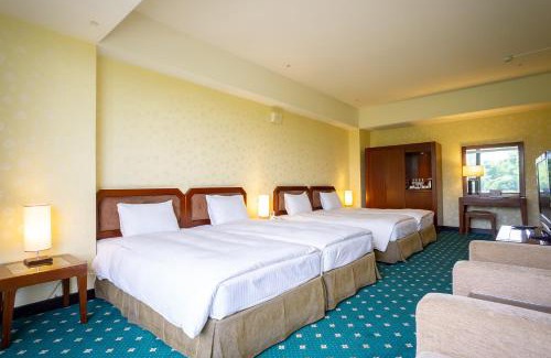 Dongshan District Complejo | 柳營尖山埤 Liuying Jianshanpi Resort
