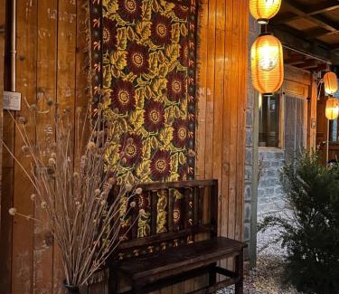 Shangri-La Casa | 格桑藏驿藏家小院