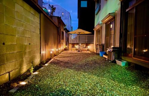 Nakamura Casa | 楽旅人
