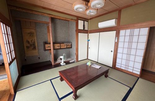 Otsuki Apartamento | 海と西一棟貸し宿