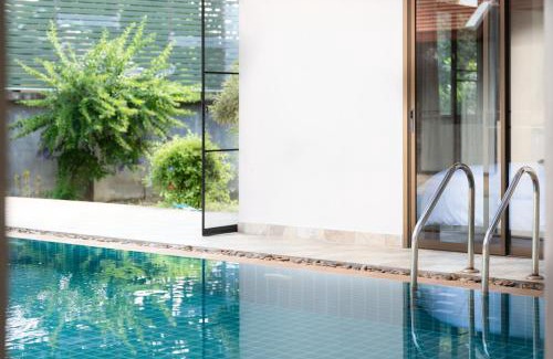 Chiang Mai Villa | 清迈纳朵泰式兰纳风格网红豪华私人泳池热带花园别墅紧邻魏功甘古城