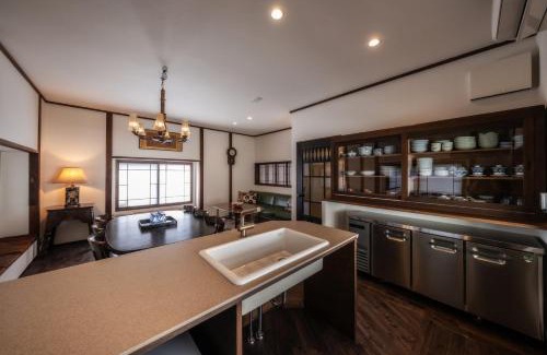 Dogo Hot Spring Apartamento | 源泉かけ流しの一棟貸し温泉宿The Feet Dogo