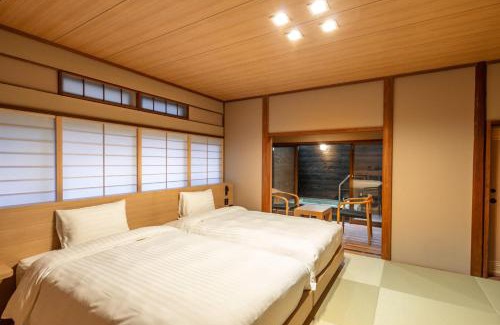 Yugawara Hotel | 源泉掛け流しの宿Albergo湯楽