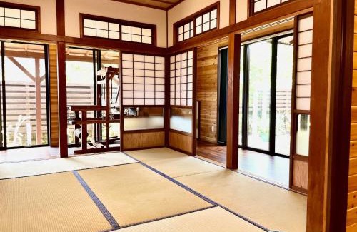 Tatsugo Casa | 紬の宿こがち -奄美大島の貸切別荘- kogachi japanese kominka stay in Amami Island