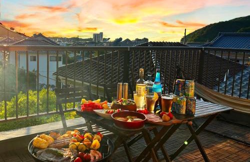 Hedamura Casa | 美しい夕日を眺めテラスでバーベキュー 徒歩で海と温泉へ 温泉券プレゼント 最大12名