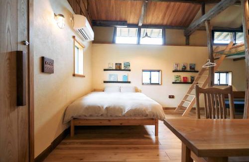 Wake Apartamento | 自然素材でリノベした木の香り漂う貸切宿｜藤野民宿（Fujino Guest House）