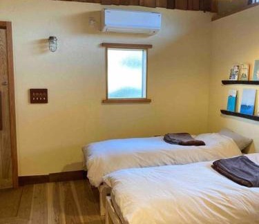 Wake Apartamento | 自然素材でリノベした木の香り漂う貸切宿｜藤野民宿（Fujino Guest House）