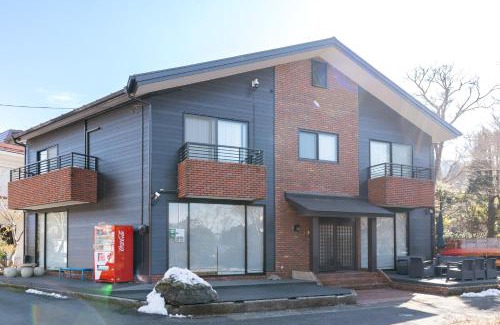 Hakone Casa | 舜芦 芦ノ湖 10名まで同一料金 箱根芦ノ湖 海賊船港まで徒歩2分 bbq 最大16名