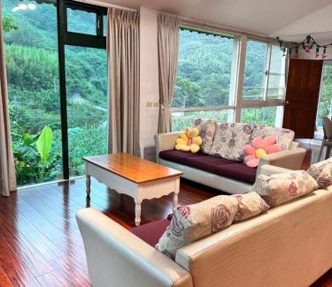 Jianshi Villa | 花田梯下民宿