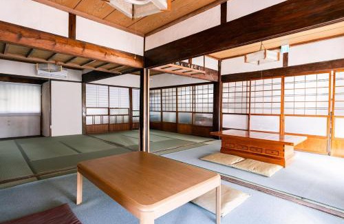 Suruga Ward Apartamento | 貸切古民家 海まで徒歩3分 富士山の見える海岸 最大14名宿泊 家族親戚 帰省 合宿 BBQ Japanese ミクソロジーハウスふじや Mixology House Fujiya