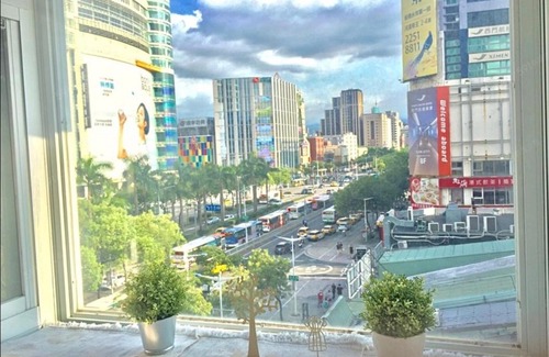 Ximending Casa | 近西門町捷運站走路只要三分鐘,獨立套房,西門町商圈