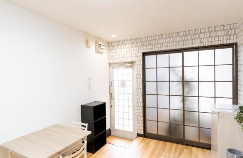 Horinouchi Apartamento | 雀色方南 新宿駅まで14分 東京駅まで30分 方南町徒歩8分 最大2人 洗濯機 キッチン 電子レンジ