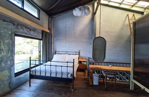 Ruifang Casa | 雜院民宿