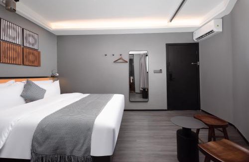 Futian Hotel | 香蕉Fun酒店福田保税区店