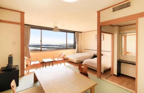 Kamogawa Hotel | 鴨川ユニバースホテル