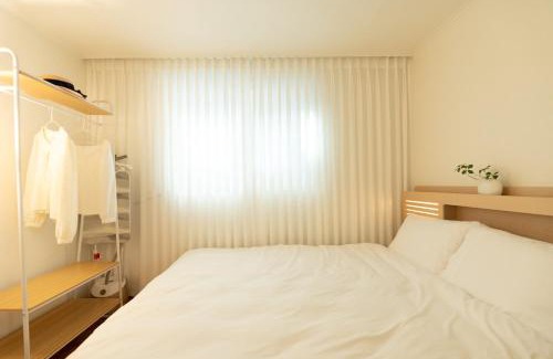 COEX Apartamento | 강남 Cozy Nest #Gangnam trip #COEX #서울세계불꽃축제#잠수교뚜벅뚜벅축제#한강트래킹#강남세브란스병원#대치동#감성숙소#정릉#인사동#명동#서울타워