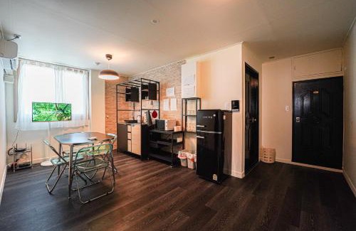 Suyeong-Gu Apartamento | 광안해변家 #Gwangan Beach House