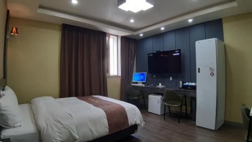 Seolcheon-myeon Hotel | 충남 서산 타임호텔