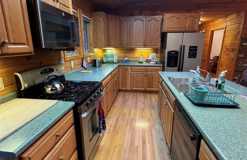 Sebago Casa | 0.4 mile walk away from the Sebago Town Beach.