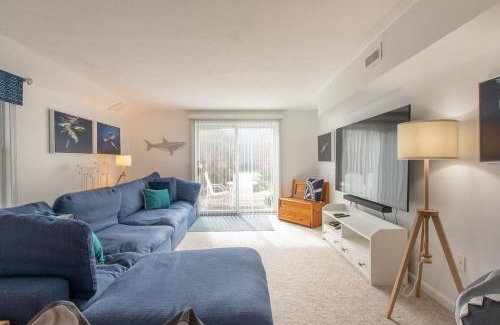 South Chatham Casa | 0 6 Miles to Beach Great for families
