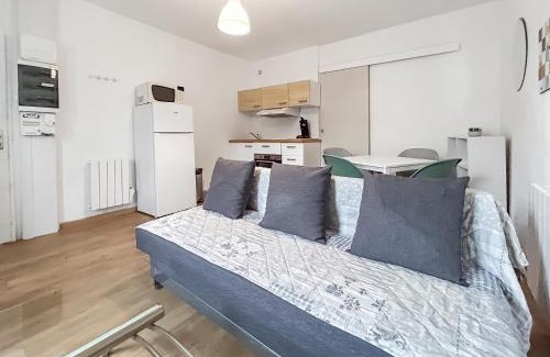 Audincourt Apartamento | 002-T2 cosy 2 à 4 pers Lumineux Wifi & Parking