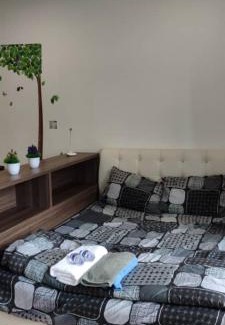 Taman Mount Austin Apartamento | 01-AustinRegency homestay Studio family room 4pax near Toppen Aeon Tebrau