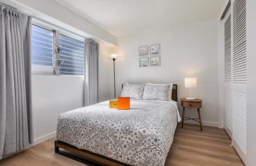 McCully - Moiliili Apartamento | 01 FREE Parking 10 min beach 2br-Waikiki Ala Moana